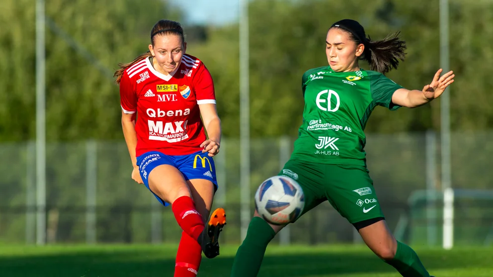 Agnes Andersson medger att hoppet om att hänga kvar är lite i Boren. Men glöd och viljan att vinna matcher är det inget fel på i laget. 
