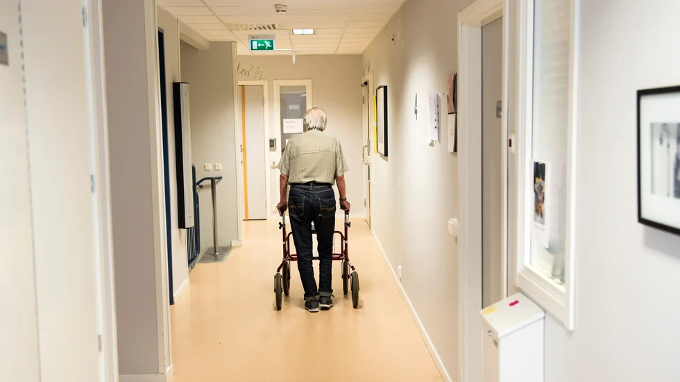 Undersköterska, vårdbiträde och arbete inom hemtjänst eller på äldreboenden är de vanligaste anmälda sommarjobben, skriver Eva Wikström, vd Omställningsfonden.