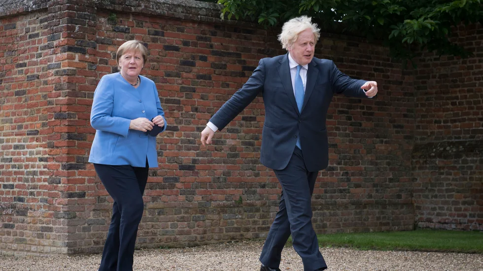 Tyskland förbundskansler Angela Merkel och Storbritanniens premiärminister Boris Johnson möttes under fredagen.