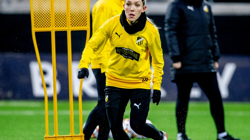 Elin Rubensson under Häckens träning på tisdagen.
