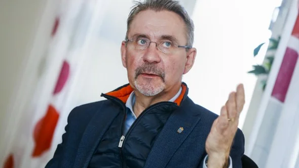 "Allt det här bottnar i att vi de senaste åren har sett ett helt annat säkerhetspolitiskt läge och vi ser att även Sverige måste återgå till en högre beredskap på alla fronter", säger Johan Antti som leder arbetet med att starta igång kansliet för det norra civilområdet. 