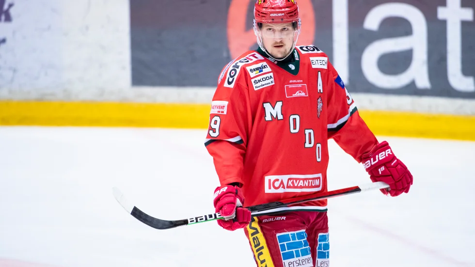 Trosakillen Patrik Karlkvist kommer att få göra SHL-debut som 29-åring. En efterlängtad chans för forwarden.