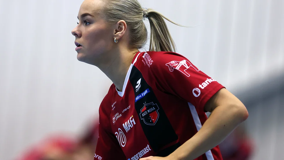 Amanda Boric Svärd har studier i sikte. Det är just livet vid sidan om innebandyn som styr vilka klubbfärger hon bär under kommande säsong. 