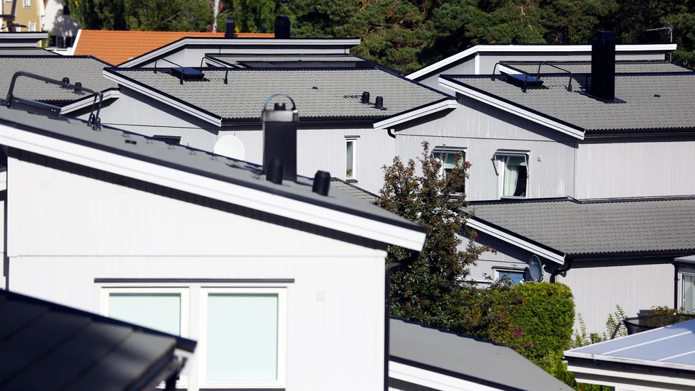 Östgötska villor har blivit tolv procent dyrare på ett år. Efter en liten dipp i höstas är priserna åter på väg uppåt.