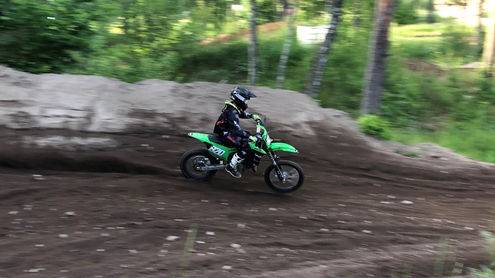 Hampus Nilsson från SMK Motala var tillbaka efter skada och gjorde bra ifrån sig i deltävlingen av MX outlet cup i Kolmården.