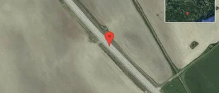 Fordon stillastående på väg 52 - helt stopp i ett körfält