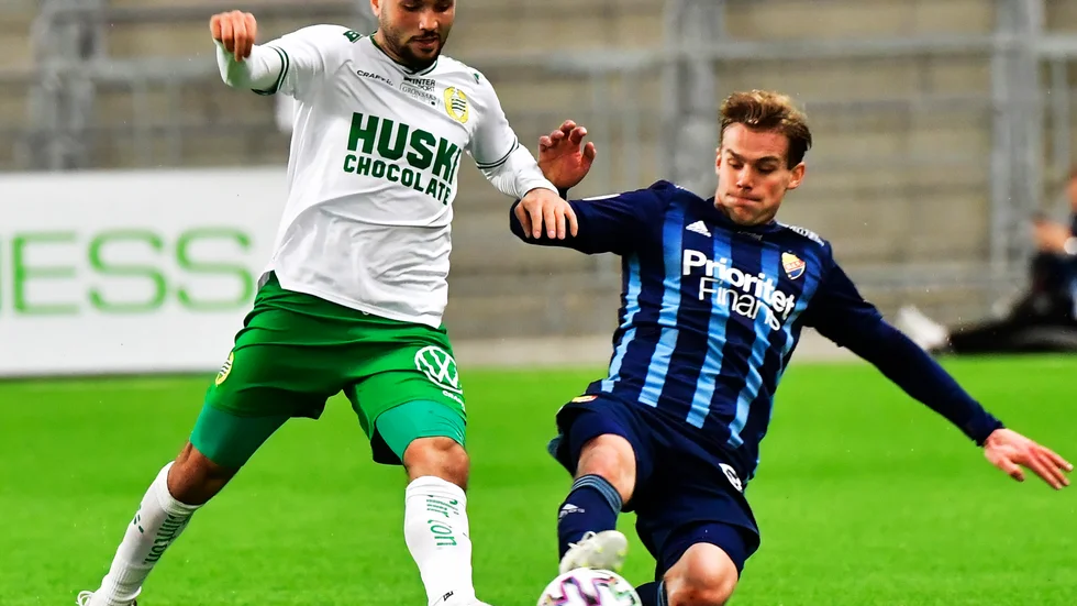 Stockholmsderbyt mellan Hammarby och Djurgården flyttas inte. Arkivbild.