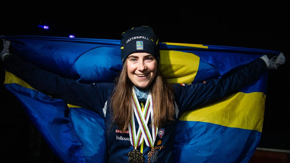 Ebba Andersson plockade hem medaljer under VM i Oberstdorf.