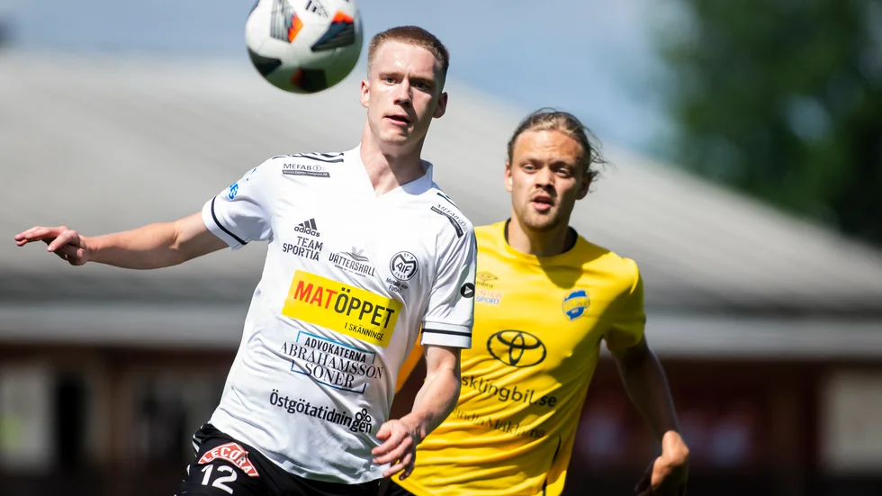 Derbyt mellan Motala AIF och MAI lockade 512 åskådare.
