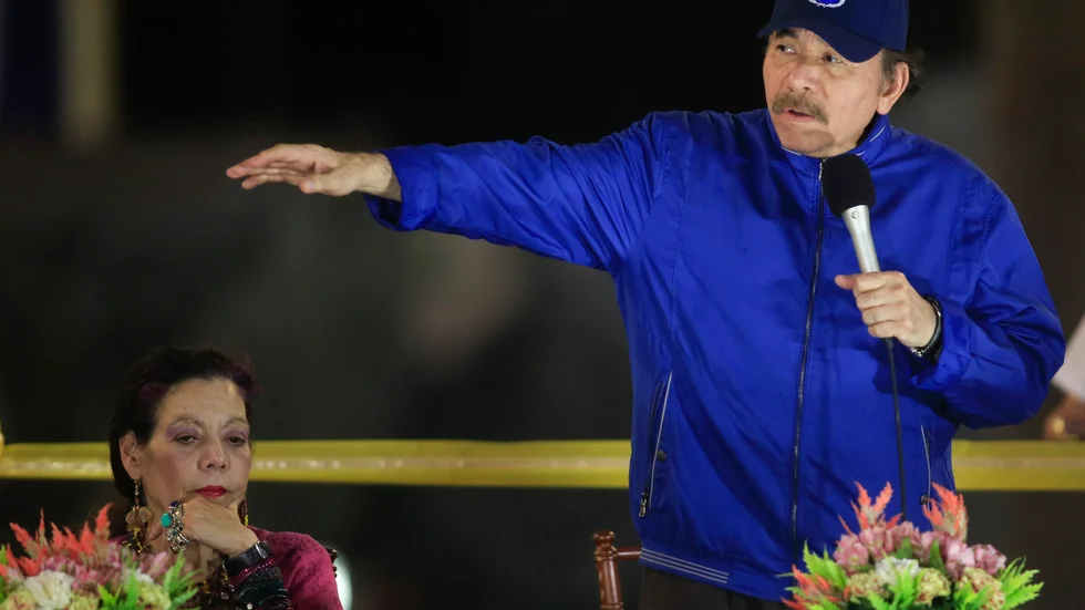 Nicaraguas president Daniel Ortega lär väljas om, vilket ser ut att väcka reaktioner. Arkivbild.