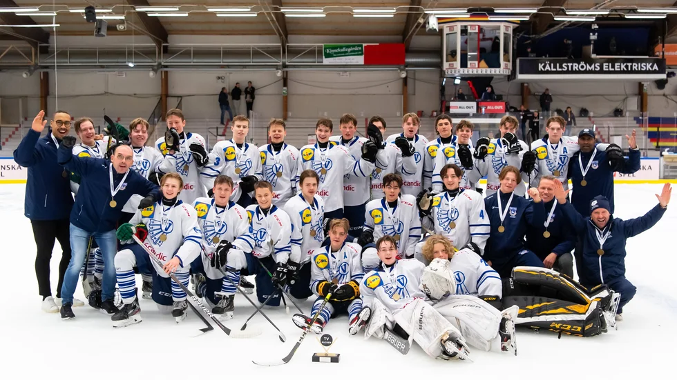 
Västerbotten var numret större än Dalarna i bronsmatchen och vann klart med 6–1 i årets upplaga av TV-pucken.
