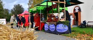 Mysstämning lockade tusentals till julmarknaden