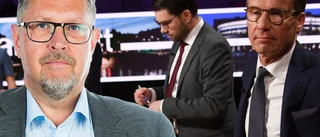 Kristersson dansar efter Åkessons pipa      
