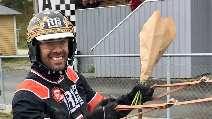 För nionde gången och med totalt 26 segrar blev Claes Sjöström återigen kuskchampion på Skrubbs. 