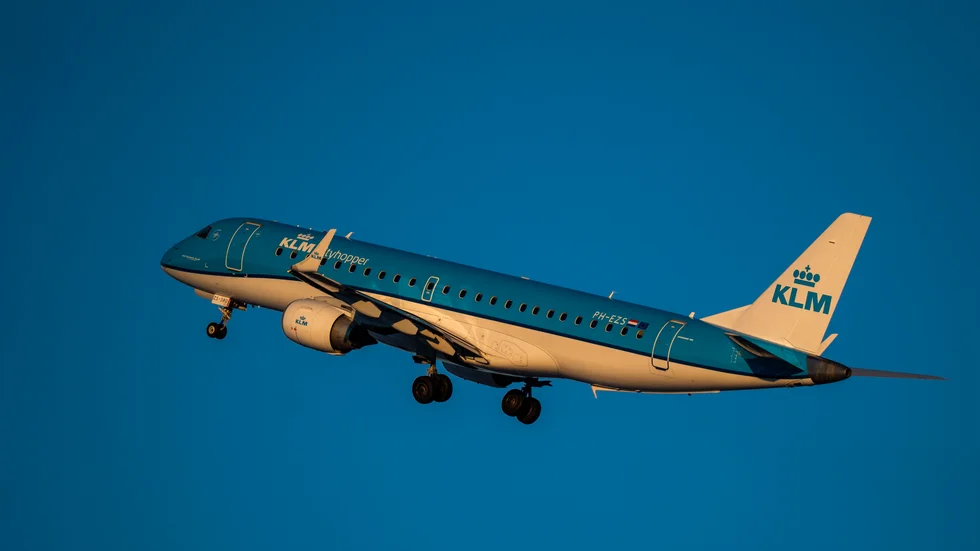 KLM-planets avresa från Florens försenades vilket gjorde att Eskilstunafamiljens ankomst till Sverige försenades med 17 timmar.