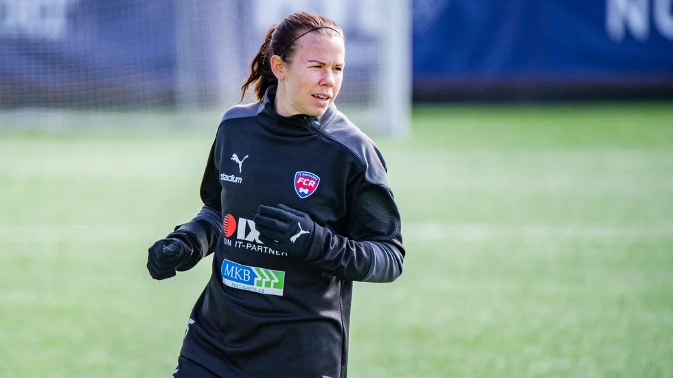 Jessica Wik på en träning med Rosengård inför säsongsstarten.