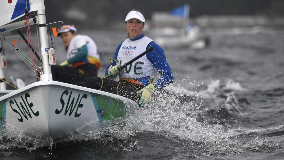 Josefin Olsson var sexa på OS i Rio 2016. Redan i oktober förra året inleddes förberedelserna inför Tokyo 2020 och med tanke på fina resultat förra säsongen i vågorna i OS-banområdena ser det bra ut.