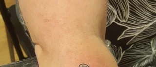 Tatuerare på svarta listan – stavade fel på kvinnas arm