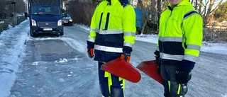 Grus och broddar bekämpar ishalkan i Gnesta