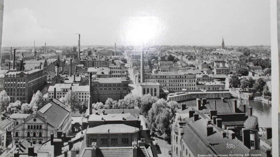 Vykort med fabriksbyggnader runt Strömmen, där de flesta är borta sedan länge.
