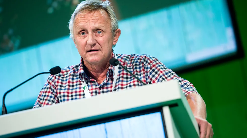 Staffan Danielsson från Östergötland, som efter en lång karriär i centerrörelsen lämnat Centerpartiet för KD, just därför att han tyckte att C tappade landsbygdsperspektivet, blir frontfigur i nya Kristdemokratiska Bondeförbundet.