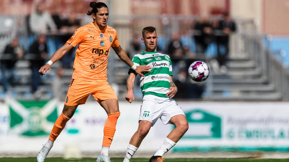 Sadmir Zekovic tränar inte med AFC Eskilstuna längre och klubben bekräftar att anfallaren är på väg bort.