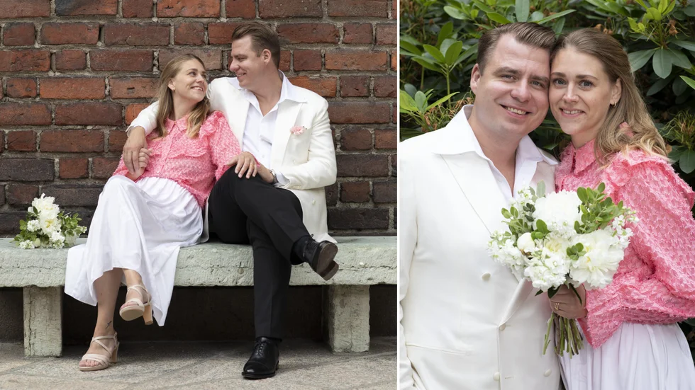Mattias Skoog och Lena Ohlin gifte sig egentligen på Stockholms stadshus den 16 juli 2022, men väljer att också ställa till med ett stort bröllop månaden efter i Mariefred. Kjolen Lena har på sig hade Mattias mamma på sig under sitt bröllop.