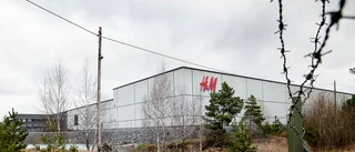 Oro och missnöje bland personalen på HM-lagret i Eskilstuna
