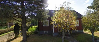 Nya ägare till 50-talshus i Tierp - 1 900 000 kronor blev priset