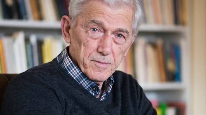 Theodor Kallifatides kommer till Katrineholm.