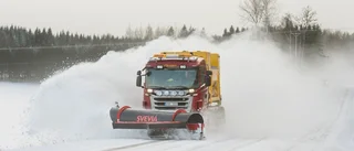 Efter massivt snöfall och många olyckor: "Det värsta är förbi"