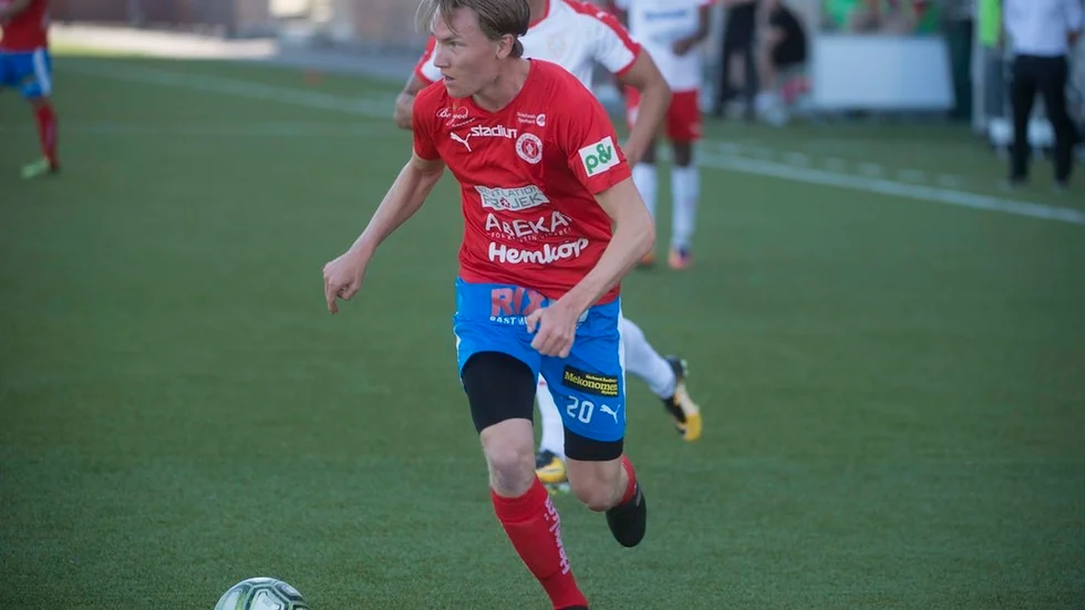 Marcus Burman har visat fin klass när han fått chansen de senaste matcherna. Återstår att se om han får starta mot Karlslund.