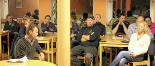 Förslaget att stänga skolan mötte massiv kritik