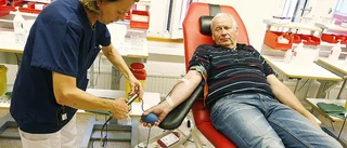 Han har gett 48 liter blod på 32 år