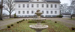 Nedstängt Yxtaholms slott väcker frågor – ägaren har gått under jorden