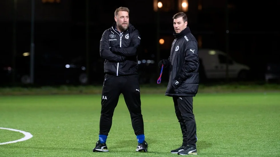 Bissarnas tränarduo Robert Andersson (assisterande) och Brian Clarhaut får två lag till att hålla koll på 2018.