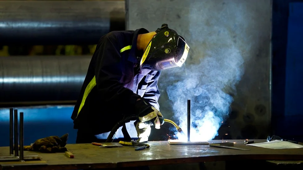Larsson & Kjellberg i Oxelösund med vd Mattias Skeppstedt har den åttonde högsta omsättningen i Södermanlands län i sin specifika bransch, metallegoarbeten.