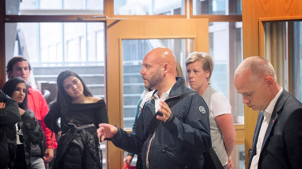 Ny ventilation och moderna giftfria mattor är den största skillnaden när Omega renoverats. Utöver det har skolan fått några flera klassrum och ljusare färger på väggarna.– Vi ser ut att hålla budgeten som är på 55 miljoner, säger Joakim Dahlqvist på kommunfastigheter.