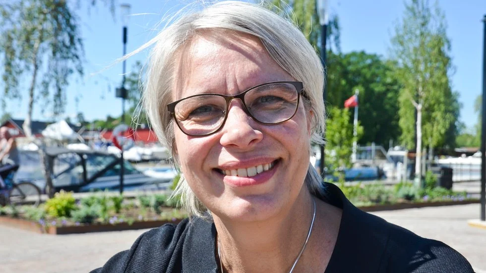 Underskott på – 4,5 miljoner kronor för teknik- och servicenämnden. Kerstin Tibbling, produktionschef i Trosa kommun. "Det är självklart inget önskat läge och vi arbetar vidare med uppföljning och åtgärder för att minimera underskottet."