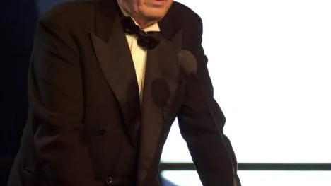 På Guldbaggegalan 2001 vann Lars Lennart Forsberg pris för sin dokumentär "Min mamma hade fjorton barn". Han blev 78 år.