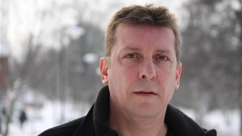 Mikael Borg blev helt oprovocerat överfallen i hotellobbyn.