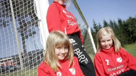 Ellen Öhman, Natalie Strömberg och Linn Pekka. Tre starka målvakter i Kalix. Foto: martin thelénius