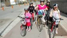 Snart bär det av Bodträsket runt. Några som deltog på Bodens cykeldag var Emma Öberg, Elina Ahlström, Vernonika Öberg, Johan Ahlström och Hanna Öberg.



FOTO: LENA LEFFLER