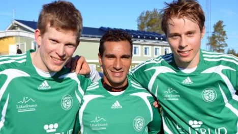 Diego Assis Figueiredo hade en lyckad premiär för sitt Assi. Brassen gjorde två av målen.