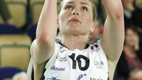 Stina Nilsson slipper gärna fler resor till Kinna.