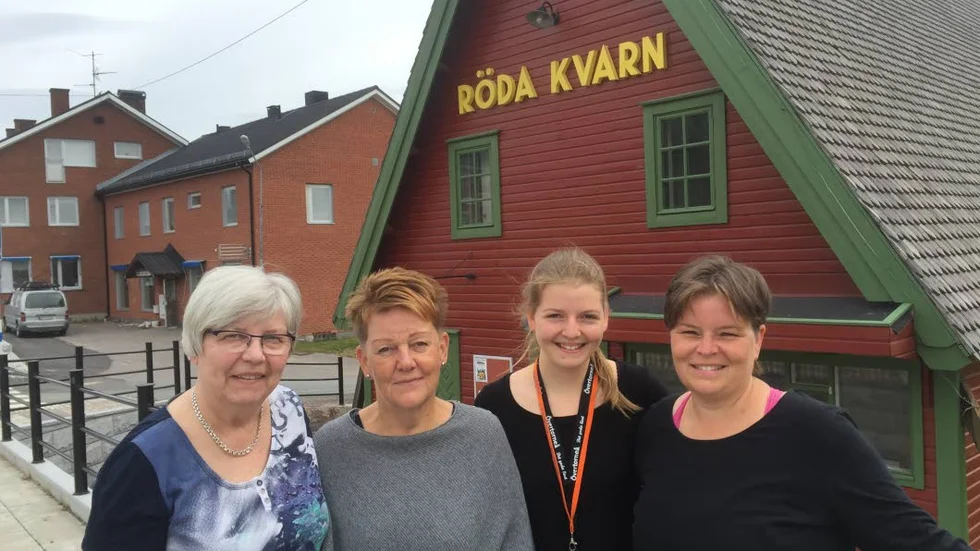 ALLA. Marianne Berglund tillsammans med arrangörerna Hannele Flygare, Fanny Kohkoinen och Annika Kiesu Lampinen.
