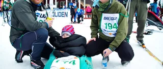 Drog sin dotter i pulka runt Dundret