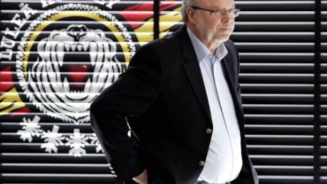 Curt Johansson är upprörd över de fem klubbarnas agerande - men garanterar samtidigt att elitserien överlever.