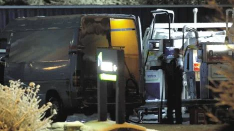 Flera av de män som varit inblandade i dieselhärvan måste nu betala tillbaka pengar till Försäkringskassan. De kan ha gjort sig skyldiga till bedrägeri eller bidragsbrott.FOTO: POLISEN