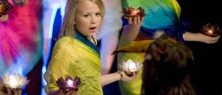 Eld och lysande klot när kulturskolan bjöd på magi